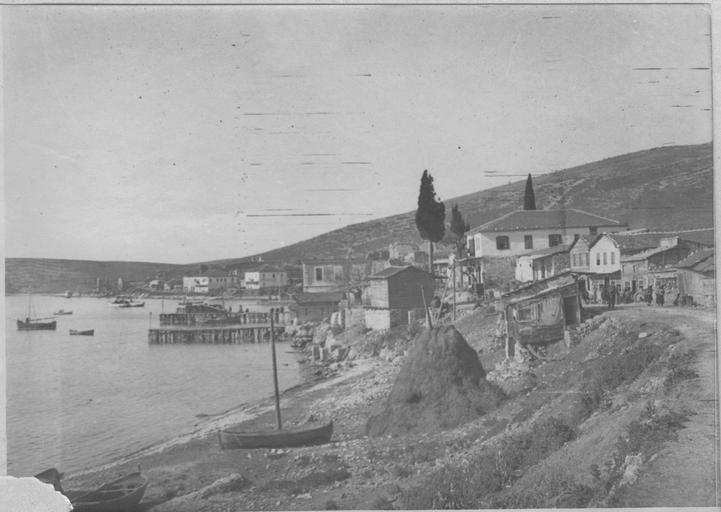 Santi Quaranta au début de 1916. Le village