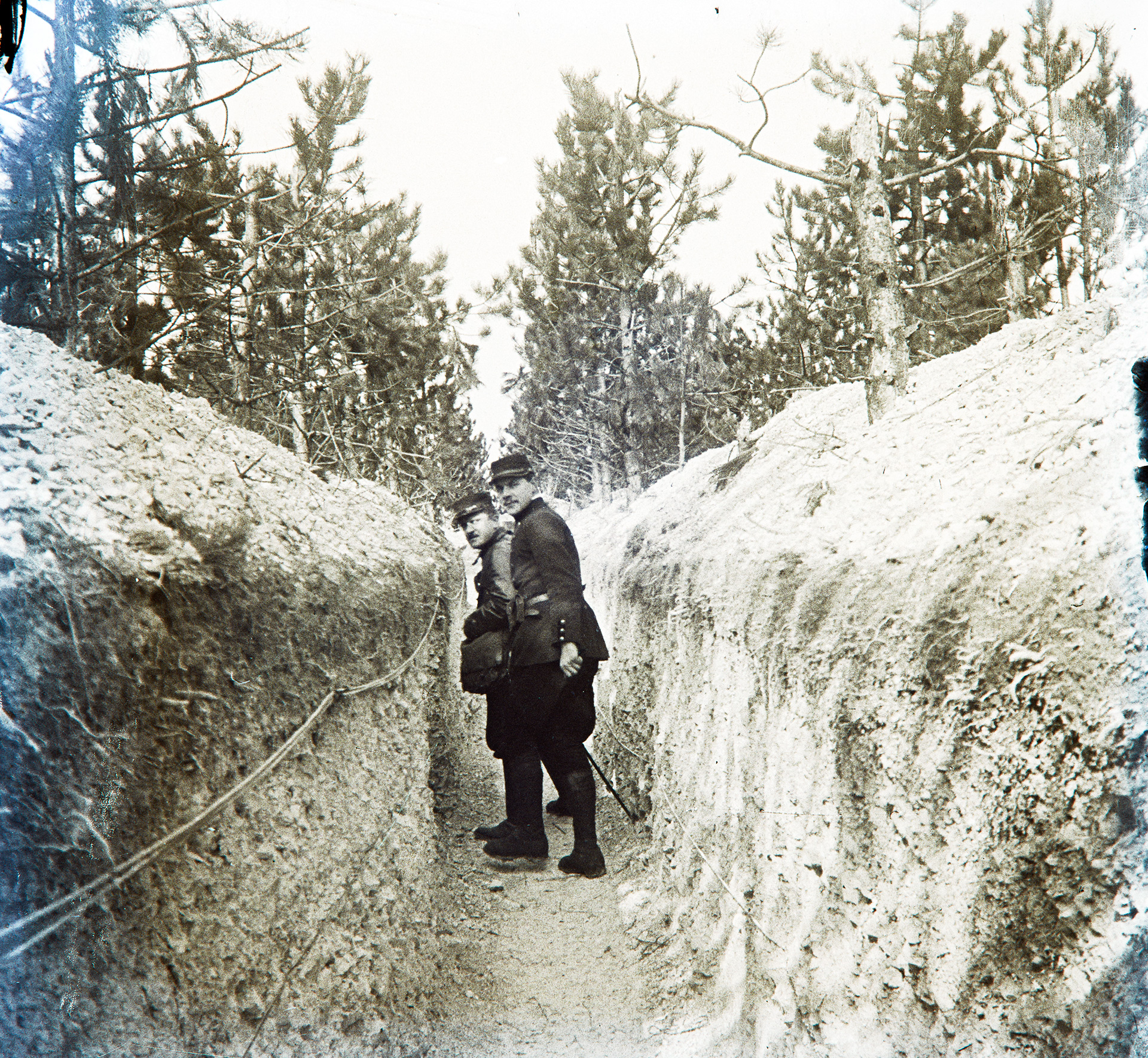 Jules Benoit-Lévy, Deux soldats dans une tranchée, Grand-est, 1914 - 1918