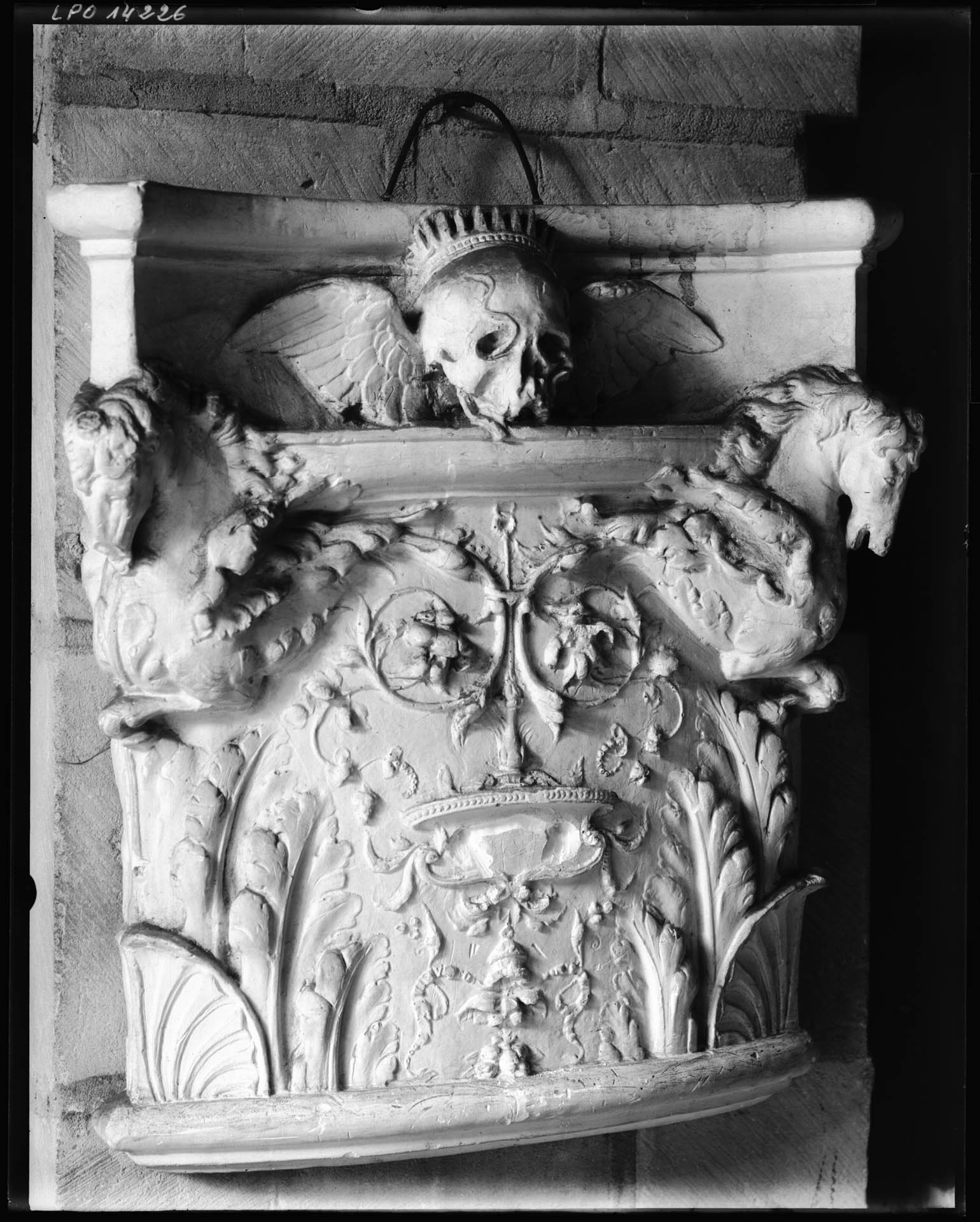 Eugène Lefèvre-Pontalis (1862-1923), Chapiteau de pilastre, Musée Anne de Beaujeu, Moulins (Allier)