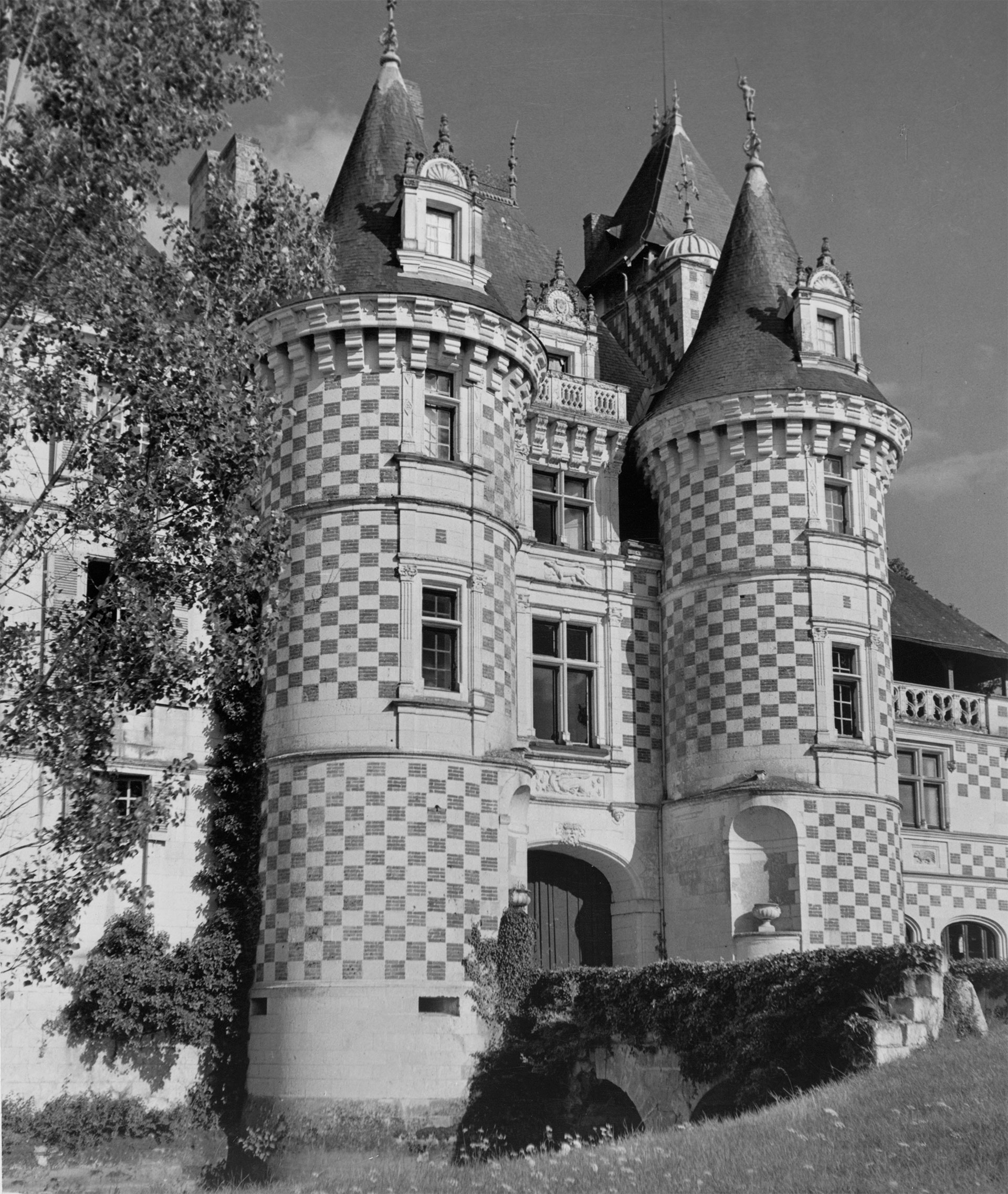 Façade sud du château des Réaux.