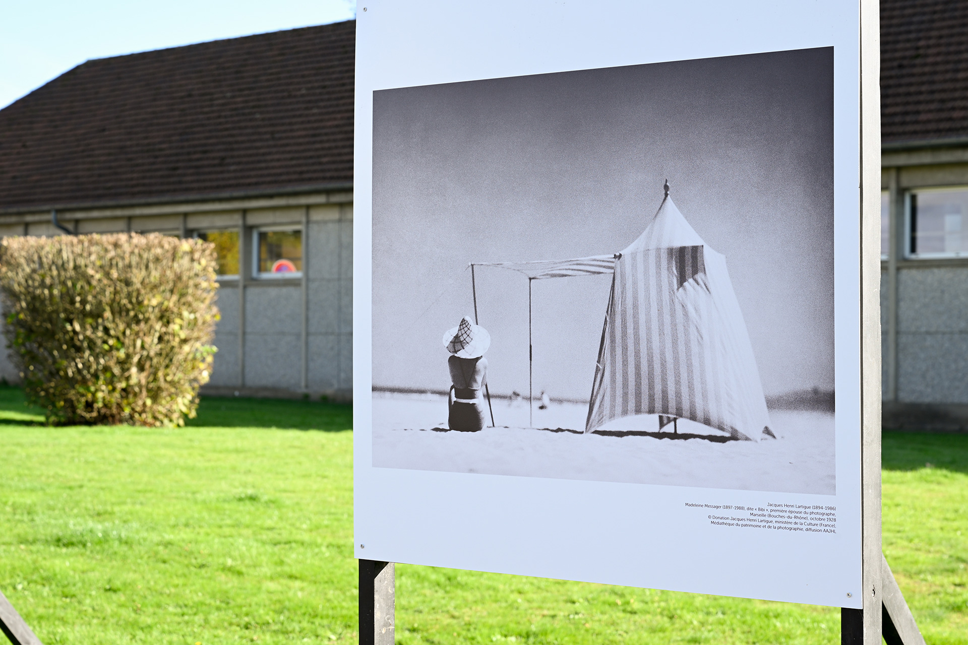 panneau de l'exposition Lartigue à Formerie