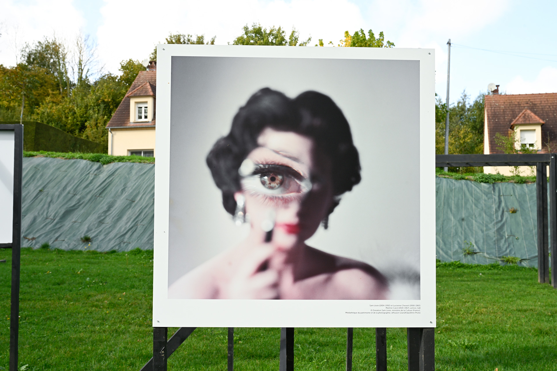 panneau de l'exposition Sam Lévin et Lucienne Chevert à Marseille-en-Beauvaisis