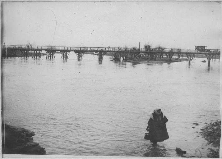 Henri Bilowski (opérateur V), Dans la boucle de la Cerna (octobre 1916). Le pont de Brod sur la Cerna