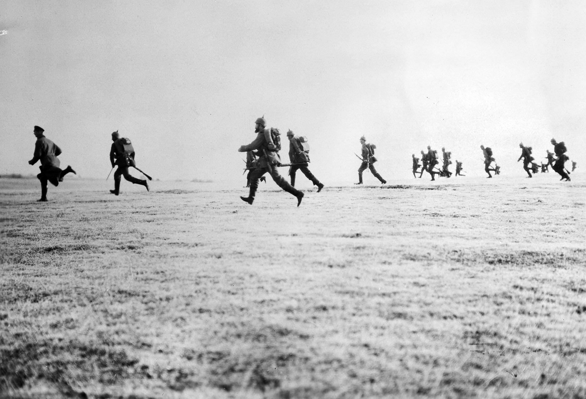 Robert Sennecke, SCR : Section de centralisation du renseignement, ministère de la culture, Attaque du Landsturm (troupe de réserve), Biélorussie, 1914-1918