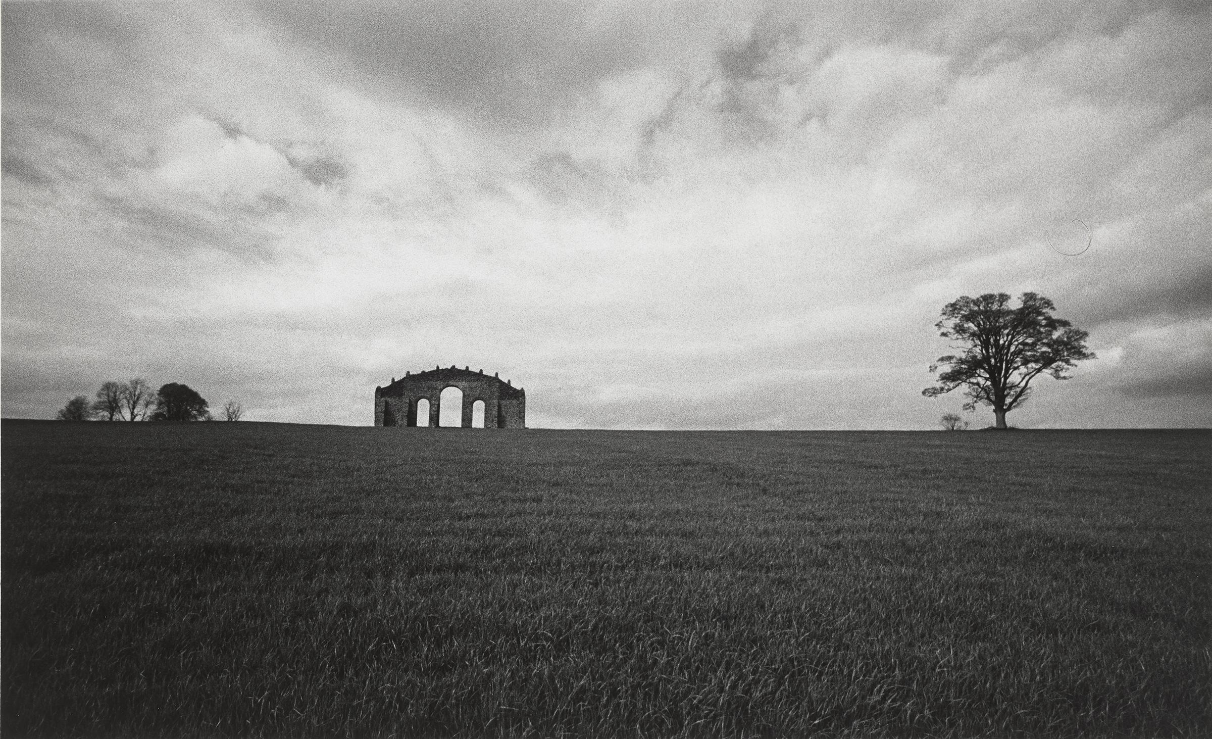 Rousham Folly, Oxfordshire, England. 1982 ; [Folie de Rousham]