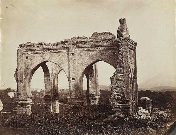 Augustin-Joseph Pedra (v. 1809-?), Mausolée de Sidi Abou Ishaq Tayar ou Kouba de Sidi Bouisrak, vers 1870 © Ministère de la Culture (France), Médiathèque du patrimoine et de la photographie, diff. GrandPalaisRmn Photo