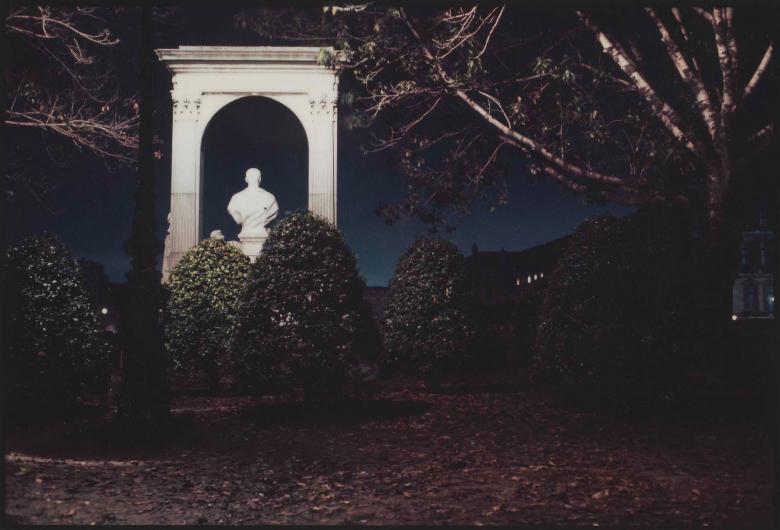 Daniel Boudinet, Sculpture dans un parc, 1977