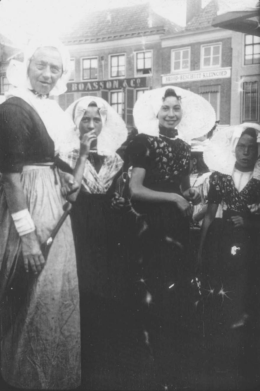 Media Name: 10l01376_1200.jpg