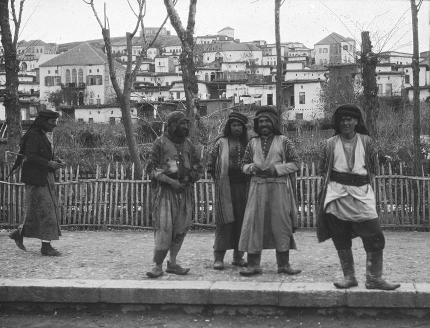 Media Name: 10l02674_1200.jpg