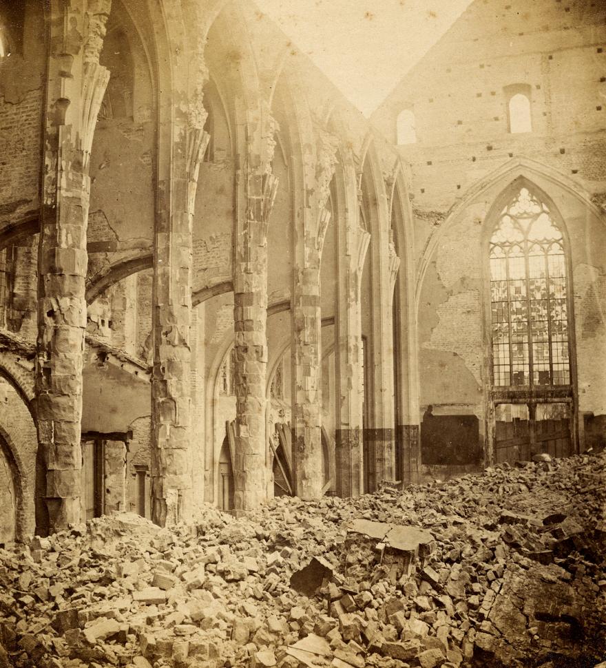TEMPLE NEUF APRÈS LES BOMBARDEMENTS, STRASBOURG, 1871