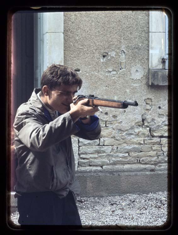 Lucien Viguier,  Fête de village : tir à la carabine, 1960-1975