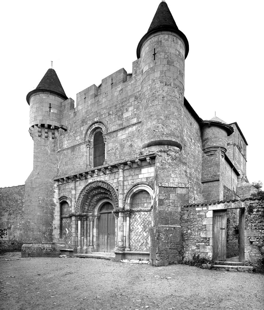Georges Estève, Ensemble ouest de l'église Saint-Vivien, France