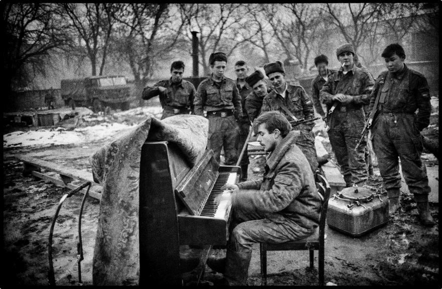 Alain Keler, Quartier général de l'armée russe, Grozny (Tchétchénie), 1995 