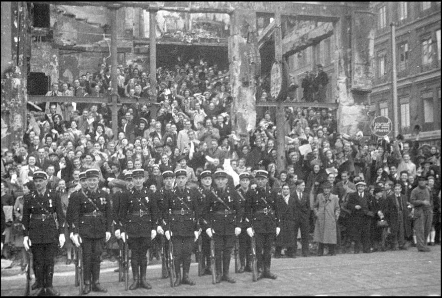 Media Name: 70l00444d_1200.jpg