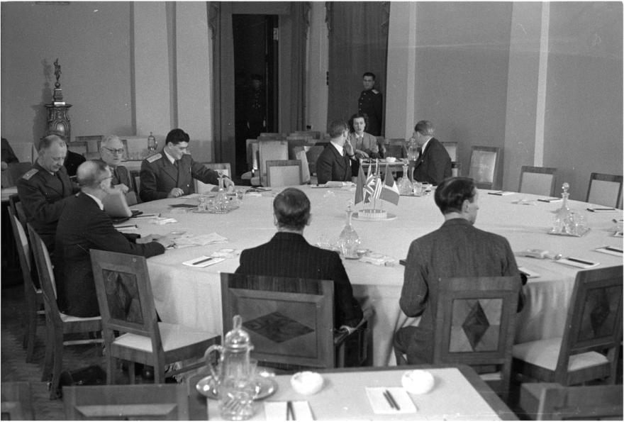 Media Name: 70l12599a_1200.jpg