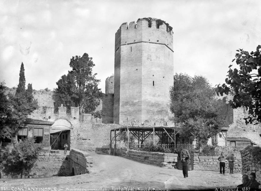 Media Name: nrm00456_1200.jpg