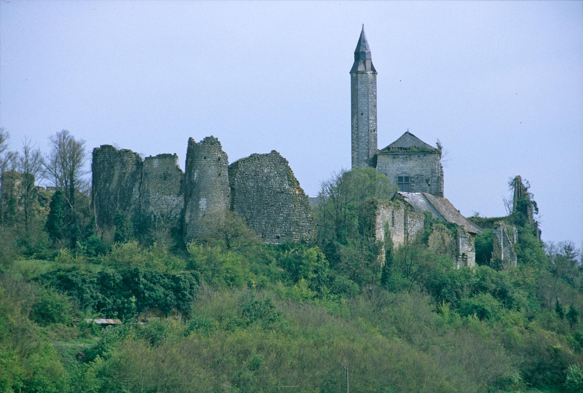 Jacques Pierre, Tour de Marmande et les ruines, 1994, Vellèches, Vienne
