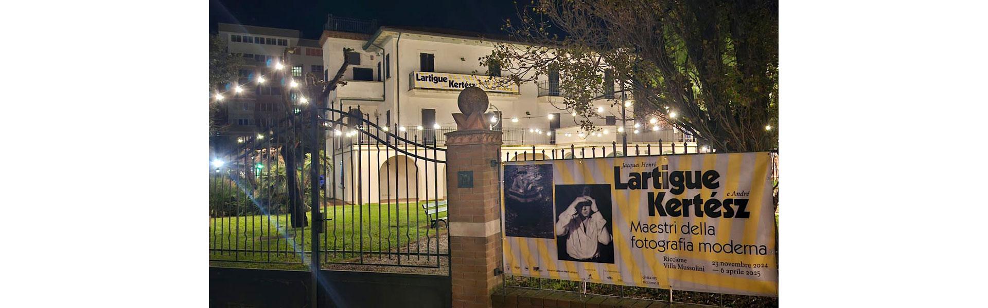 Gilles Désiré dit Gosset, Vernissage de l'exposition Kertész Lartigue à Riccione (Italie), 22 novembre 2024 © DR.