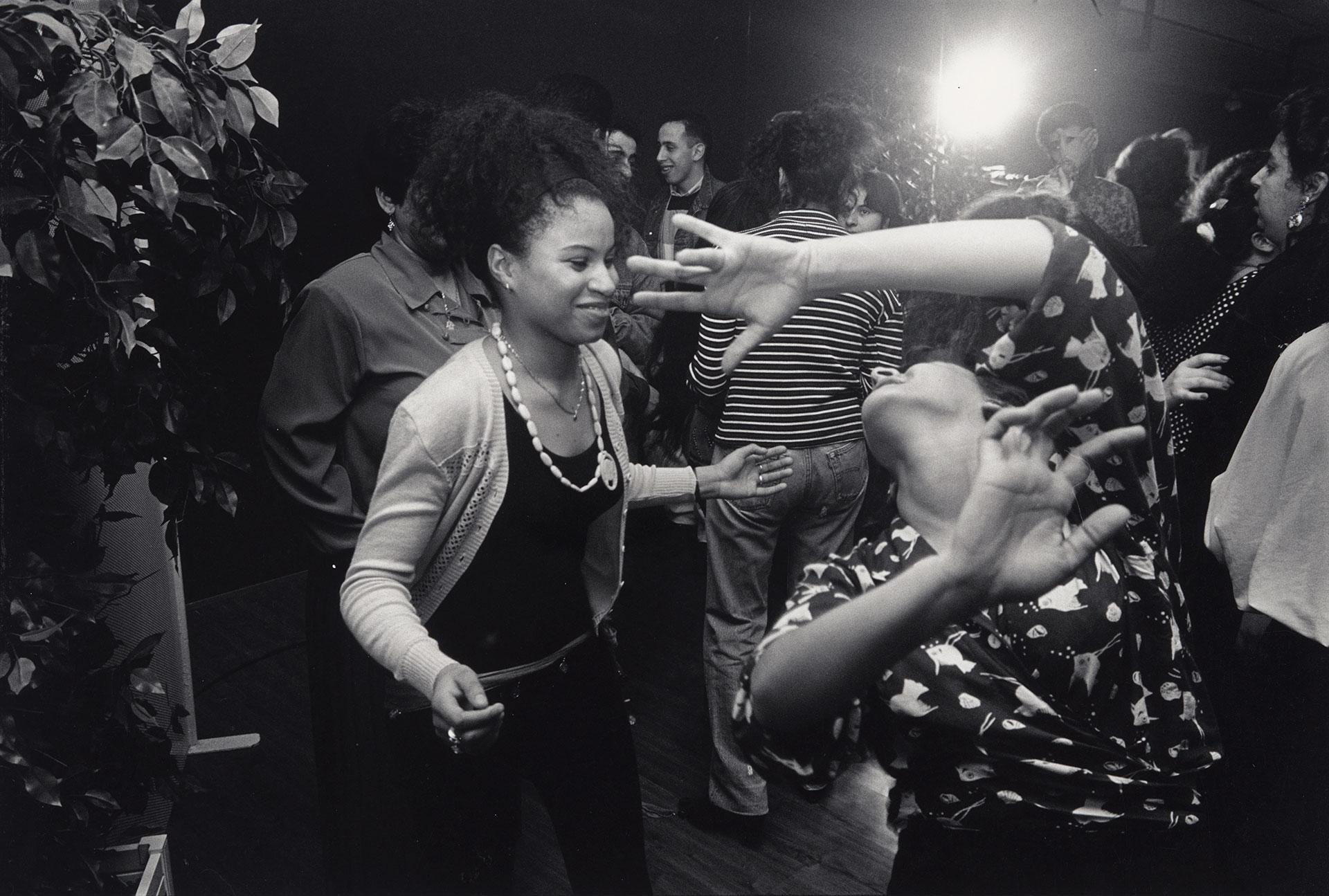 Yves Jeanmougin, Fête du Ramadan à Mulhouse (Haut-Rhin), 1993 © Donation Yves Jeanmougin, ministère de la Culture (France), Médiathèque du patrimoine et de la photographie, diffusion restreinte