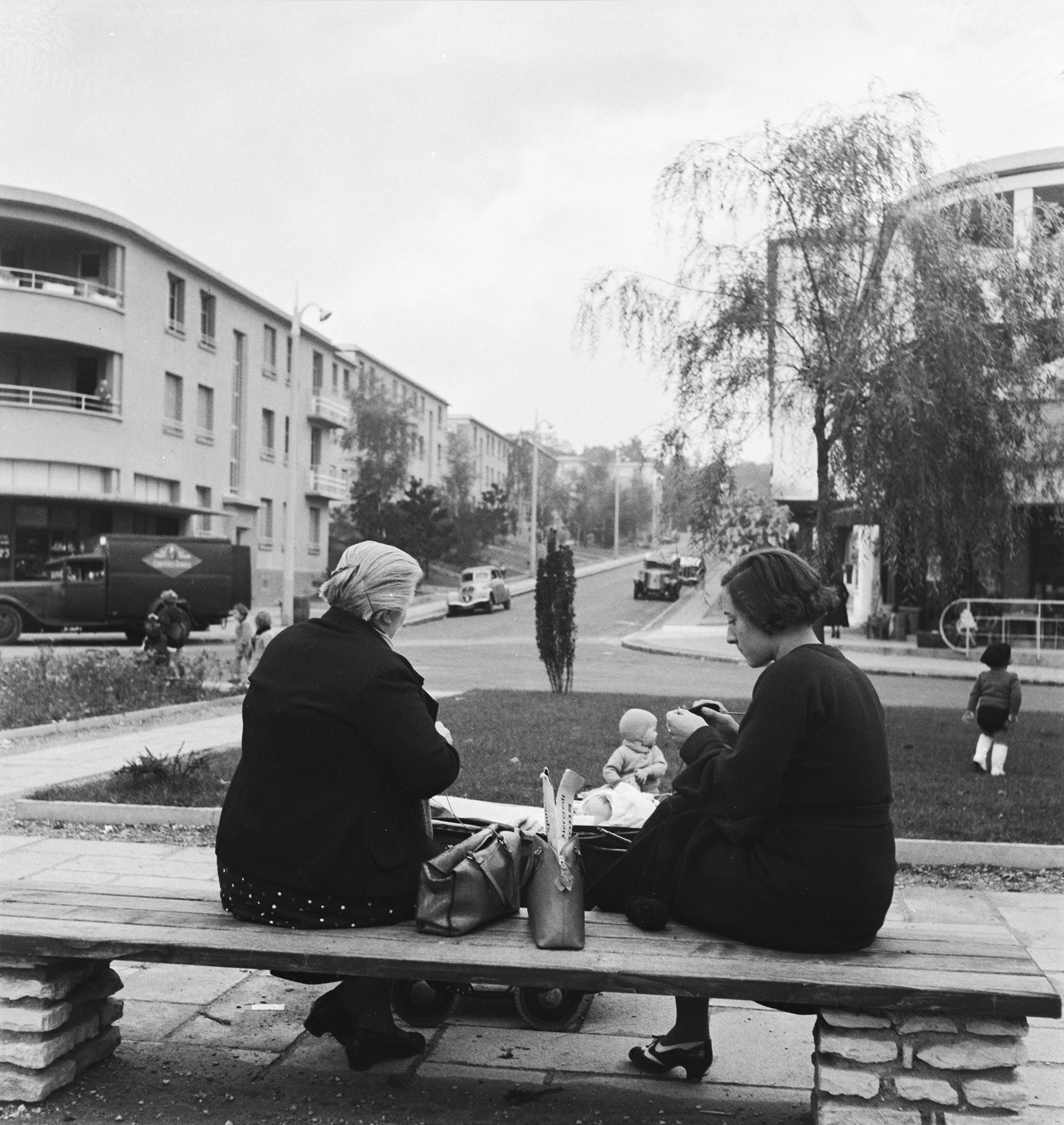 Guy Le Boyer, Le banc public, Paris, 1948 
