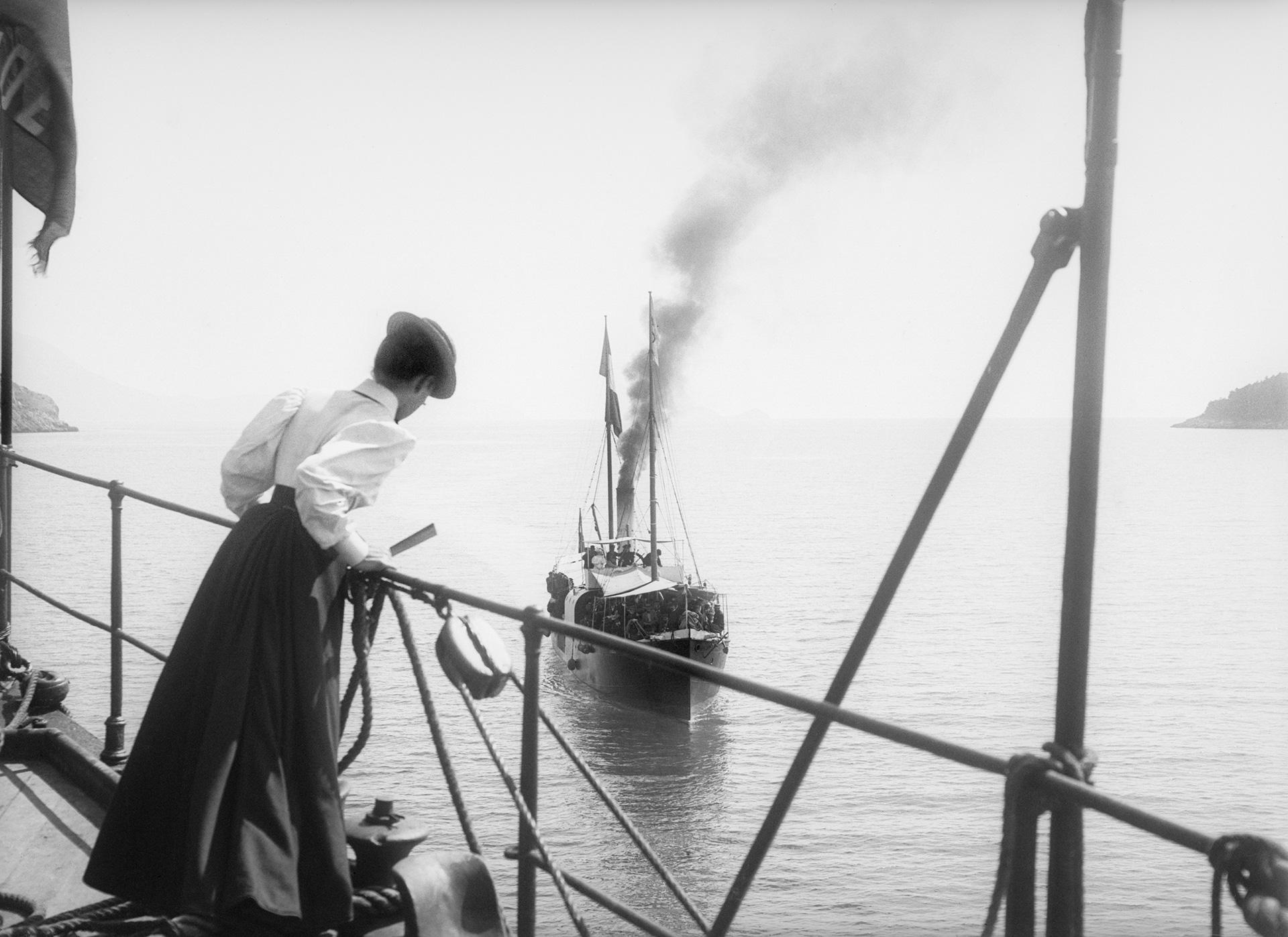 Pierre-Lanith Petit, Femme sur le pont du Sénégal, Dubrovnik (Croatie), 1896 